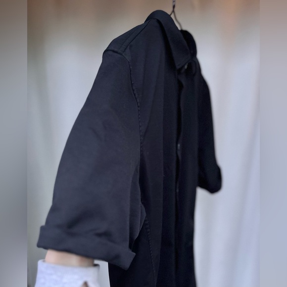 Kit and Ace Short Sleeve Button-down - Picture 6 of 12